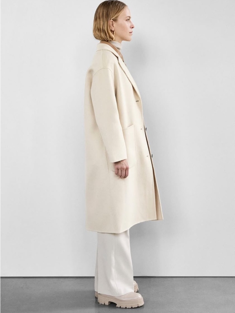 Women's Cream Single-Breasted Long Trench Coat